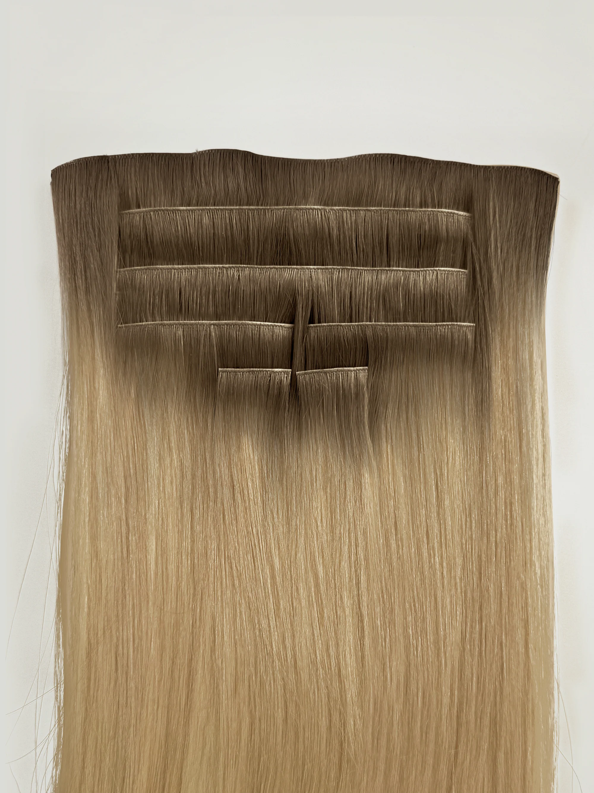 Rooted Buttercream Blonde Invisible Clip-Ins 18"/45.72cm (100g) - Image 3